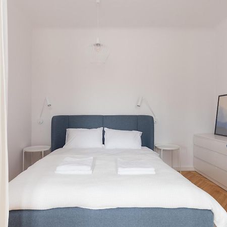 Designer Apartment In The Central Варшава Екстер'єр фото