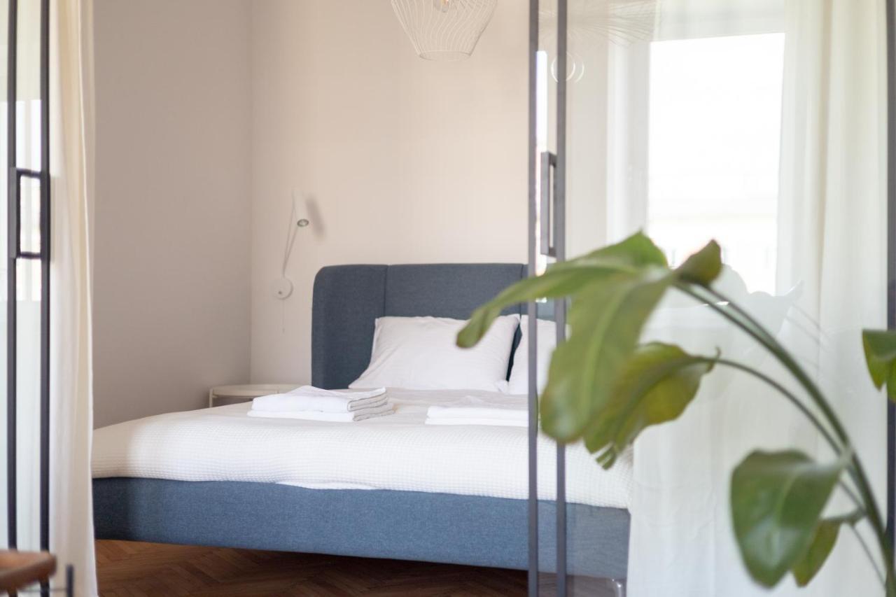 Designer Apartment In The Central Варшава Екстер'єр фото